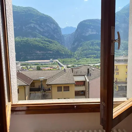 Valentina Dolomiti *