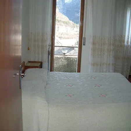 Valentina Dolomiti Holiday home *